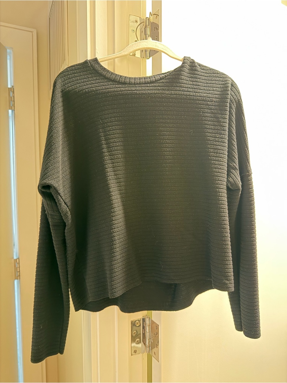 Splendid Black Ribbed Long-Sleeve Pullover